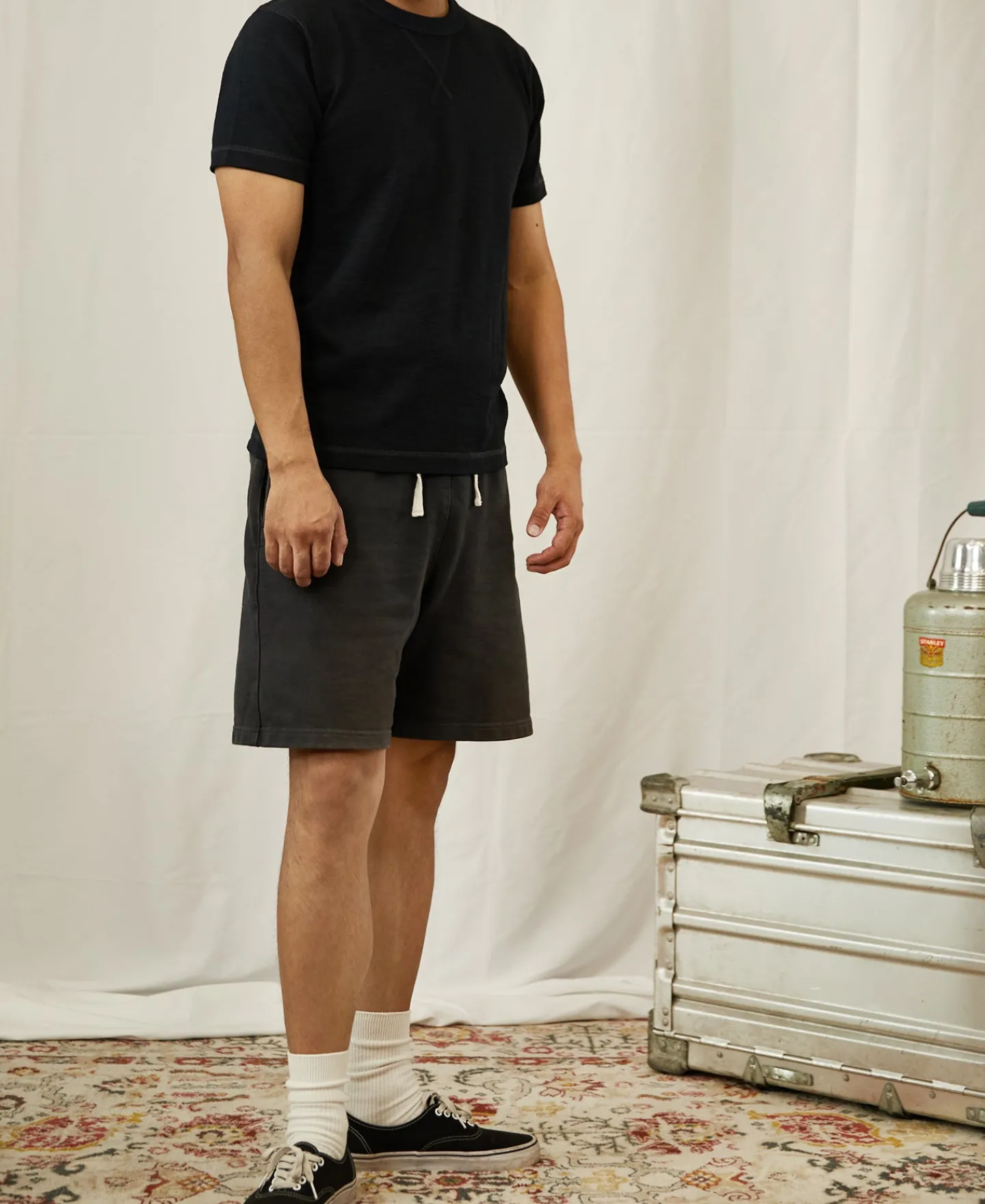 Fashion Heavyweight US Cotton Gusset Tubular T-Shirt - Black Short Sleeve T-Shirts | T-shirts