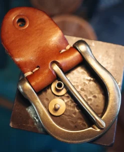 Fashion Horseshoe Buckle Leather Belt - Brown Belts