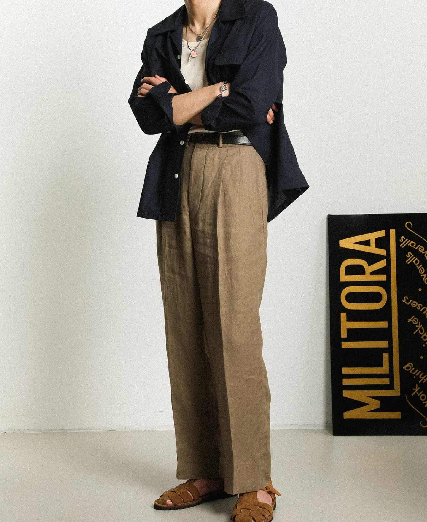 Hot Lot 220L 1940s Linen-Cotton Open Collar Shirt - Navy Long Sleeve Shirts | Shirts