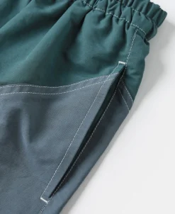Fashion Two-Tone Beach Swim Trunks - Green/Iron Blue Shorts