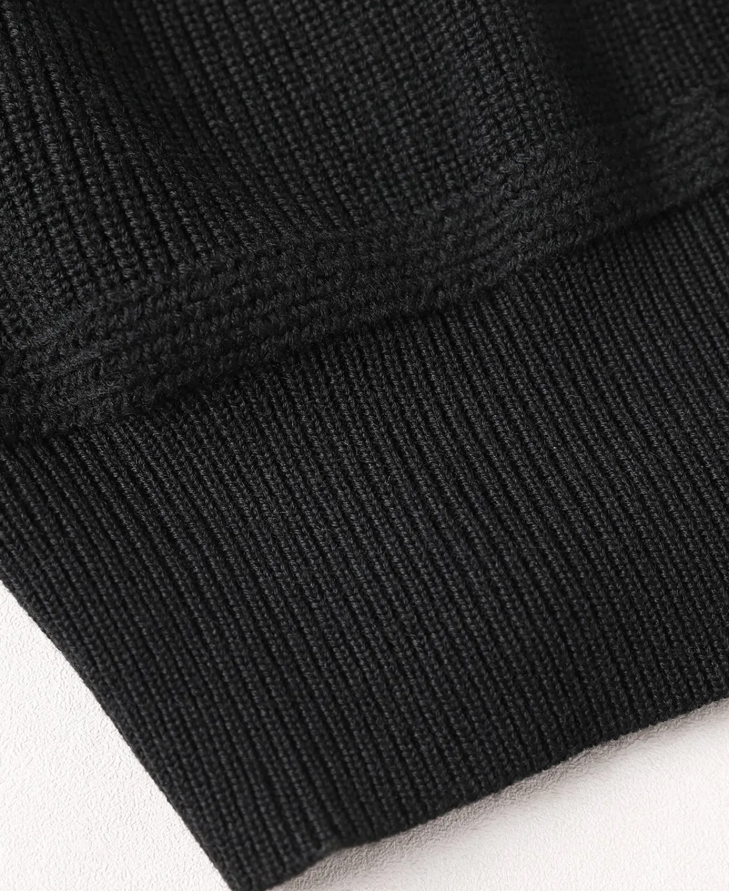 New USAAF Type A-1 V-neck Mechanics Sweater - Black Knitwear&sweaters