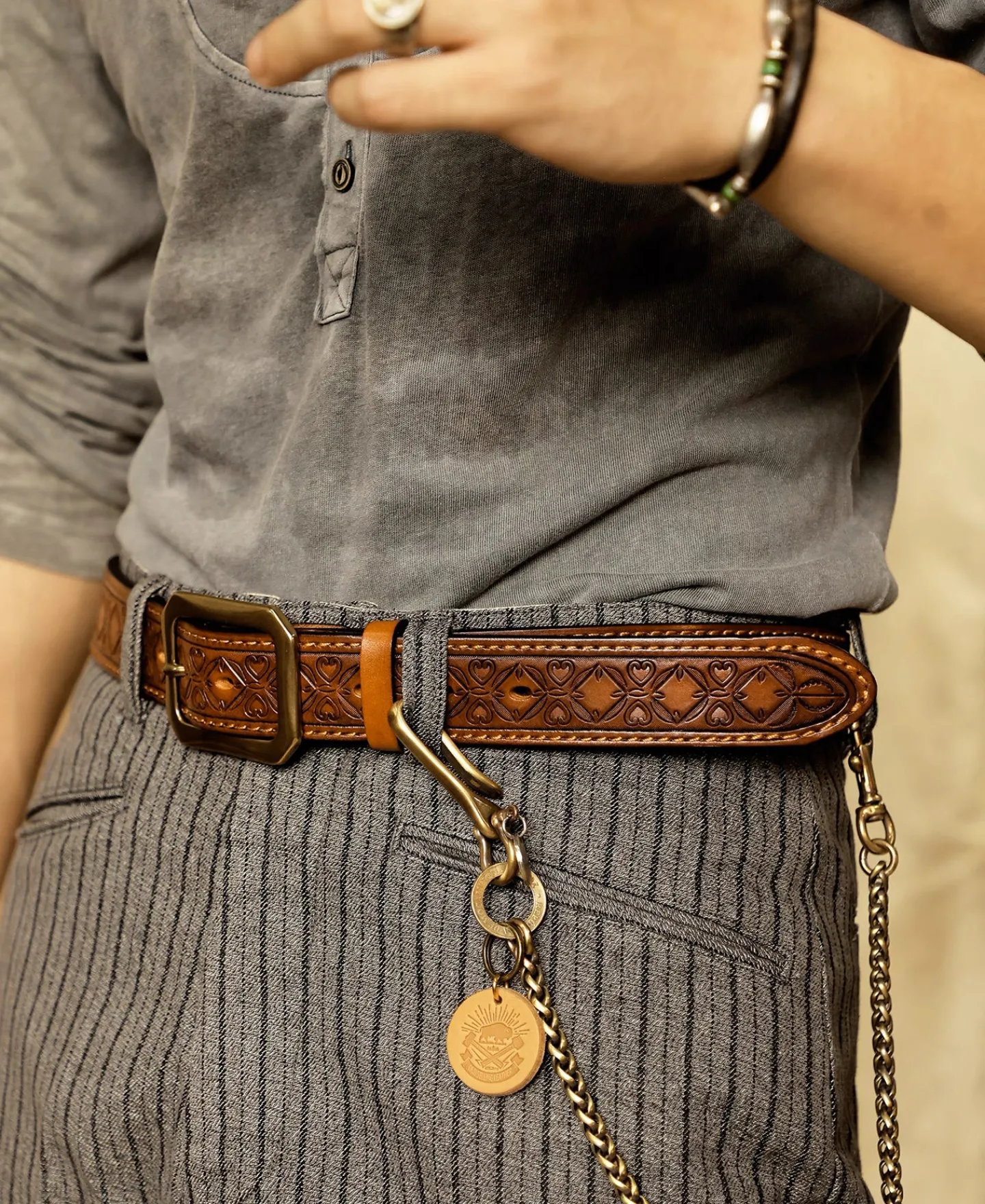 New Western Tooled Leather Belt - Brown Belts